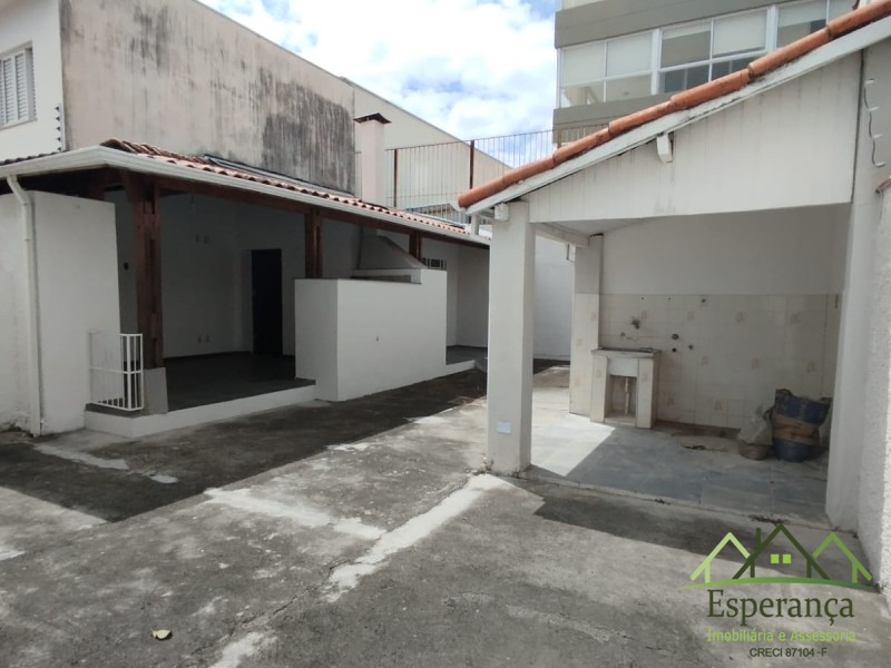 WhatsApp Image 2025-09-23 at 11.06.19 (1).jpeg